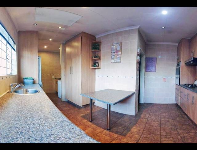 3 BEDROOM FREESTANDING FOR SALE IN BRACKENHURST